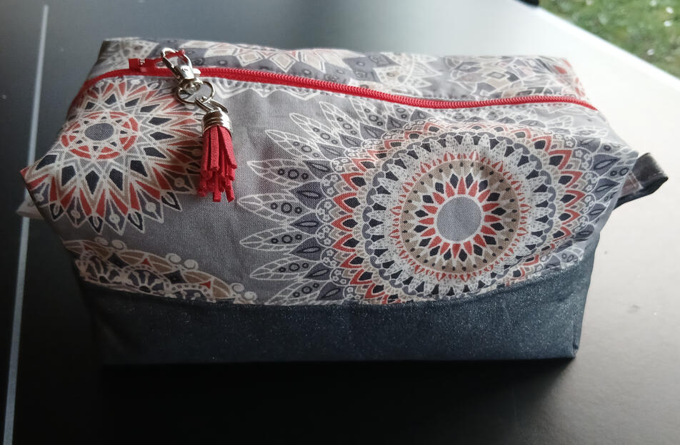 Etui éventail